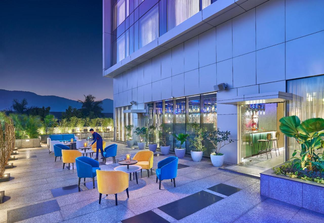Vivanta Navi Mumbai Turbhe Exterior foto